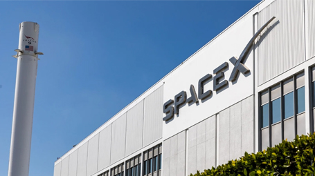 FCC's Push to Let SpaceX Use EchoStar's Spectrum Gets Weird and Ugly